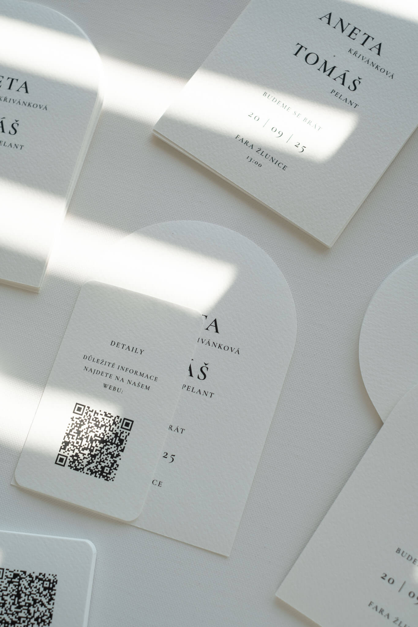 Obloukové svatební oznámení