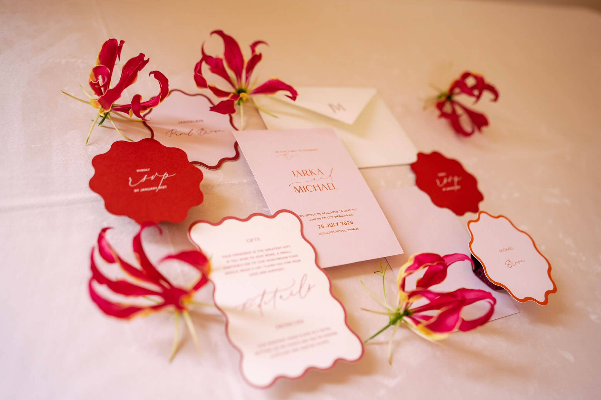 Svatební oznámení růžové moderní